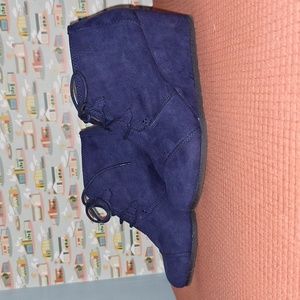 🫐 Blue suede shoes! Women's 9.5 boots, booties. Like new!